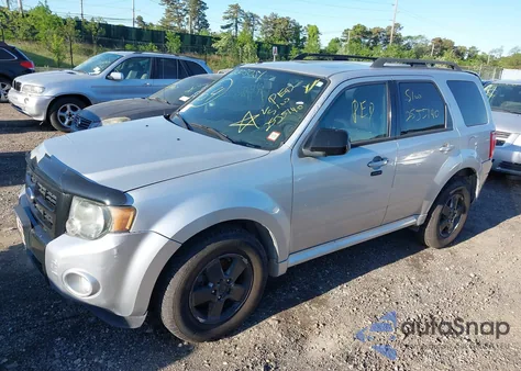 2010 Ford Escape Xlt from USA, damaged, VIN 1FMCU9DG6AKA11728